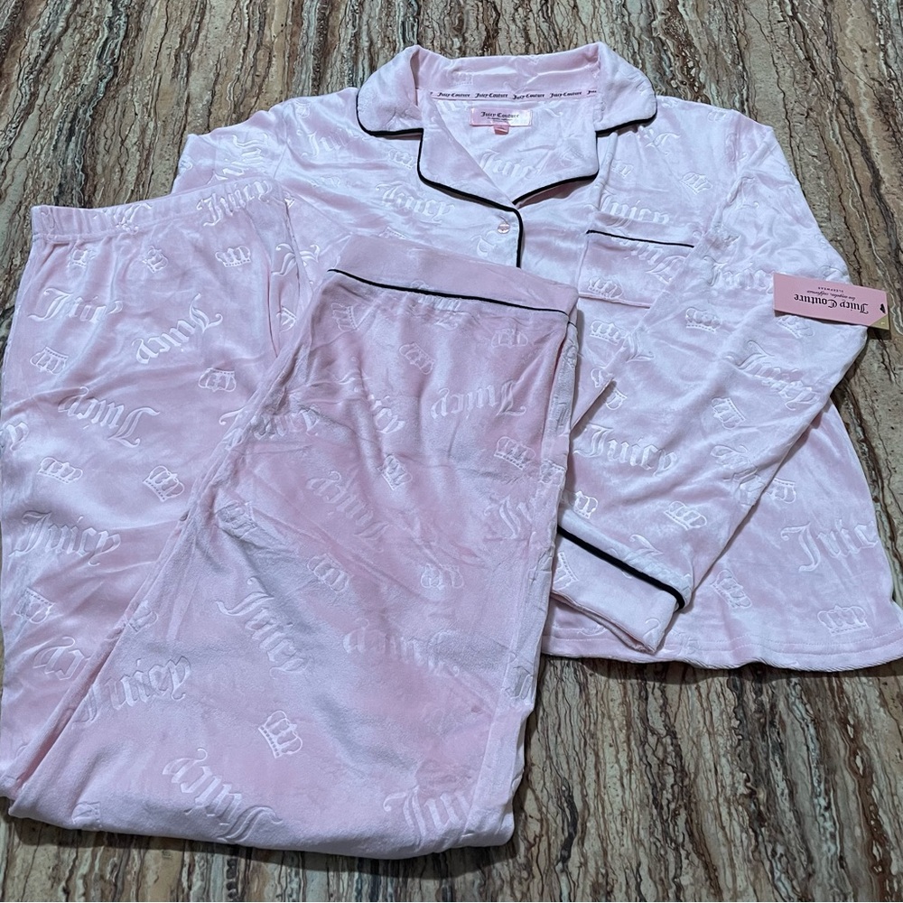 Juicy Couture - Picture 7 of 7